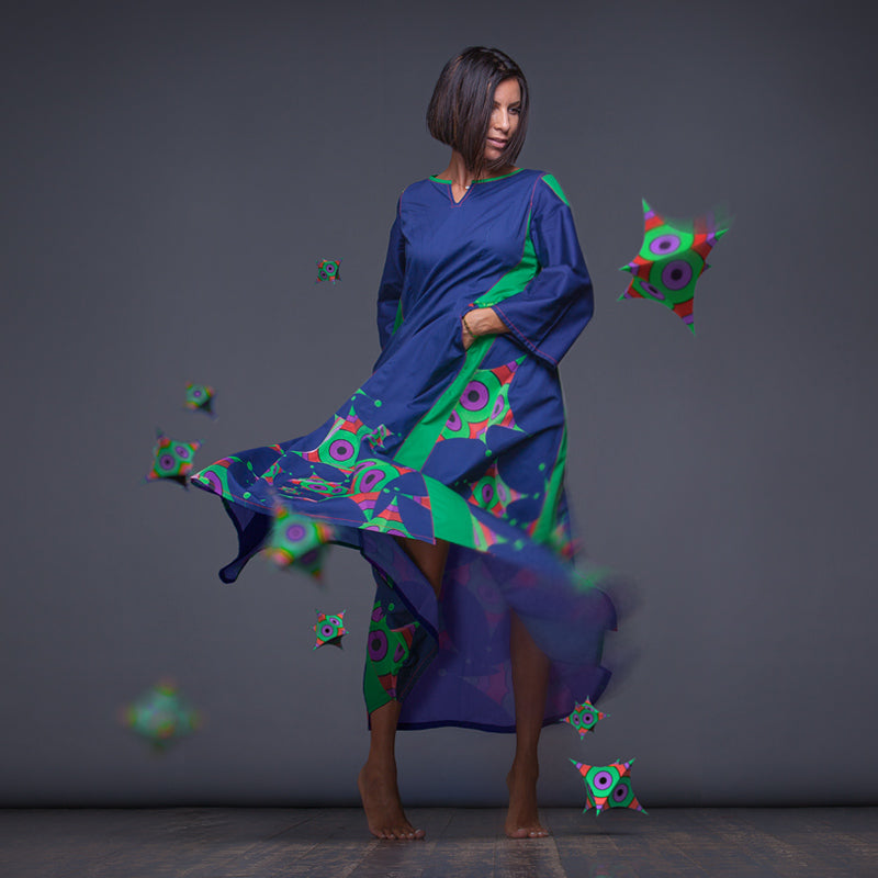 Geometric and expressive long dress 
